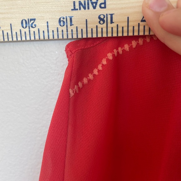 GB Embroidered Red Colorful Cropped Sleeveless Blouse Size Large - Picture 9 of 9